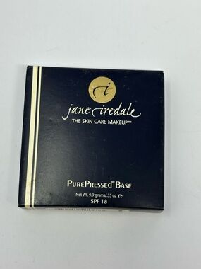 NEW! jane iredale PurePressed Base Mineral Foundation with Compact Bisque C6